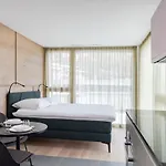 Townhouse N9 アパート *